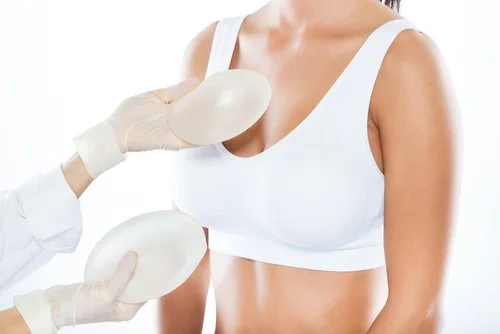 Implantes Mamários